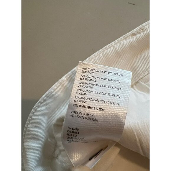 Women Pilcro and the Letterpress Slim Boyfriend Sz 28 Jean Shorts With Distressi - Picture 6 of 9